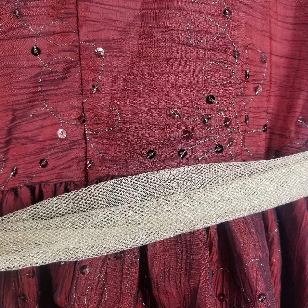 🌵 Emily West Formal Dress Burgundy Taffeta - Picture 7 of 8